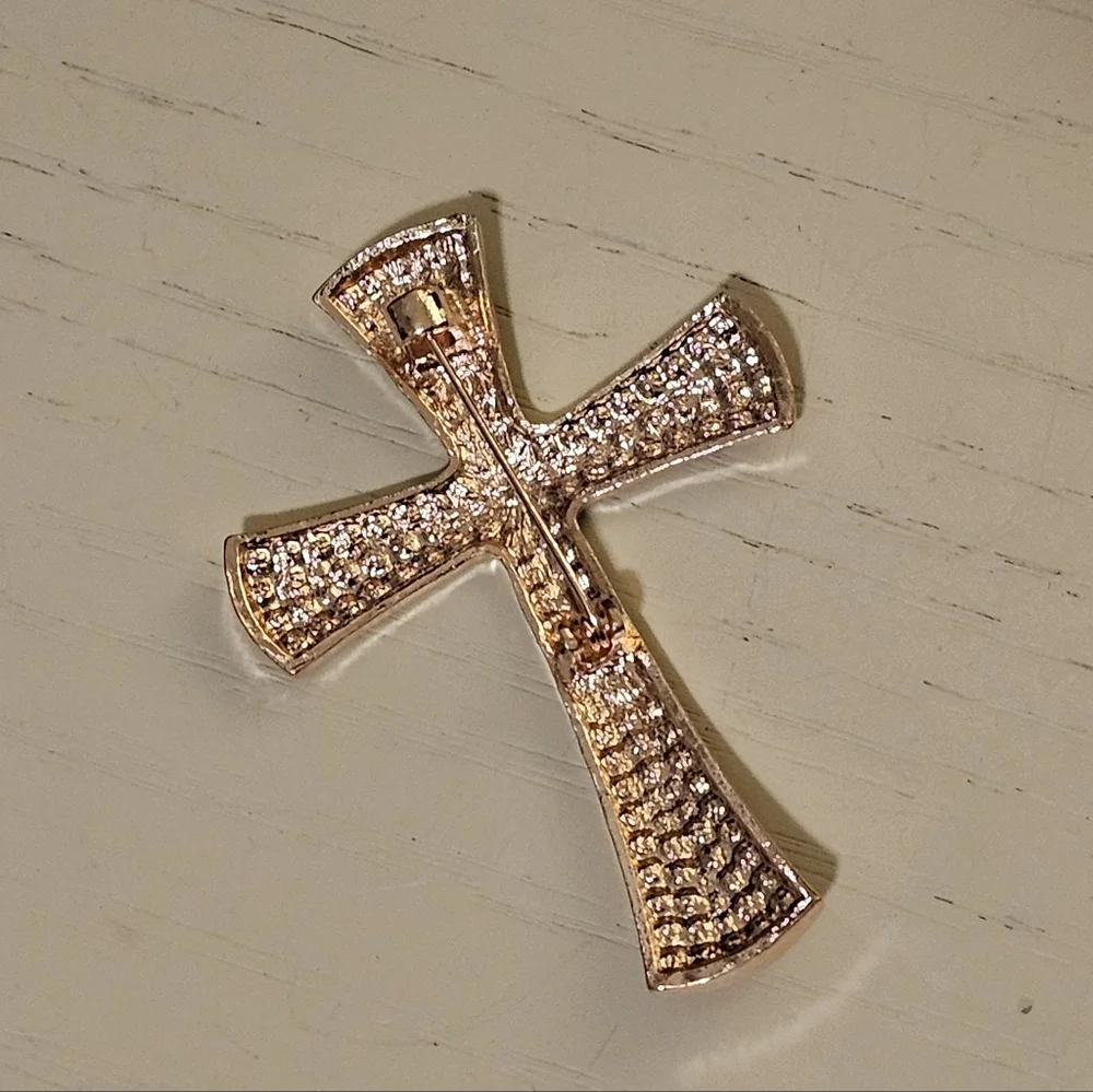 Stunning Rhinestone Cross Pin - Picture 3 of 4